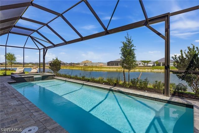 15743 Modena ST, Naples, FL 34114