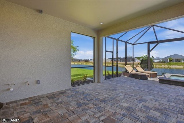15743 Modena ST, Naples, FL 34114