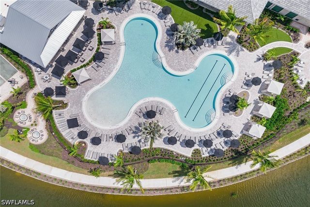 15743 Modena ST, Naples, FL 34114