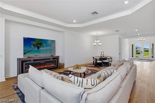 15743 Modena ST, Naples, FL 34114