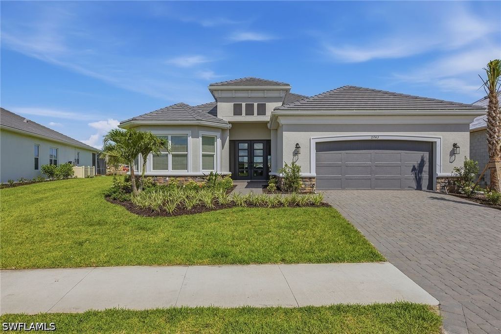 15743 Modena ST, Naples, FL 34114