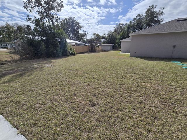 560 SUMNER AVENUE, Orange City, FL 32763