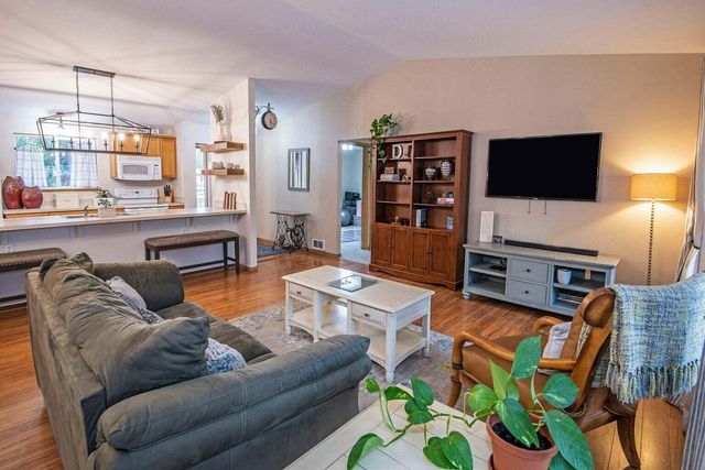 55918 Snow Goose Road, Bend, OR 97707