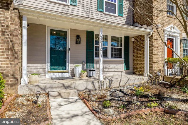 2910 BRIDGEHAMPTON CT, Falls Church, VA 22042