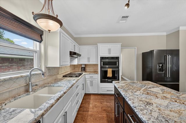 817 Sterling Court, Allen, TX 75002