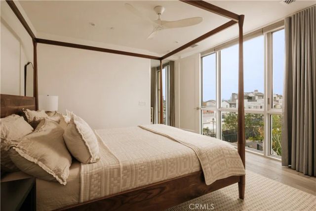 3001 Via Malaga, Newport Beach, CA 92663