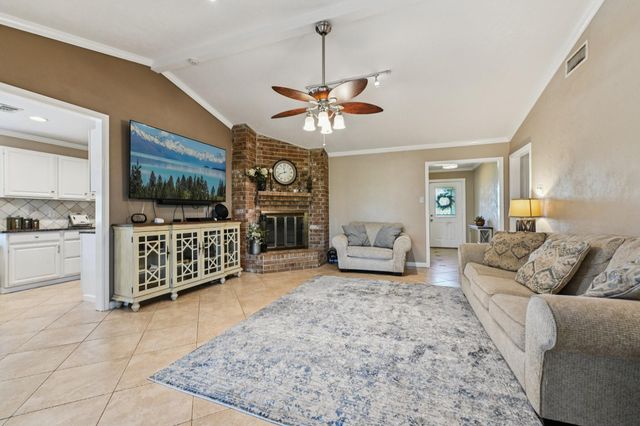 13917 Countryside Street, Santa Fe, TX 77517