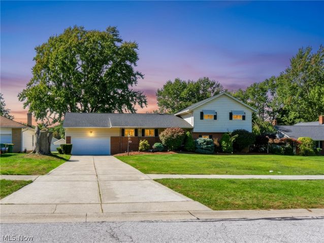 402 Audrey Drive, Richmond Heights, OH 44143