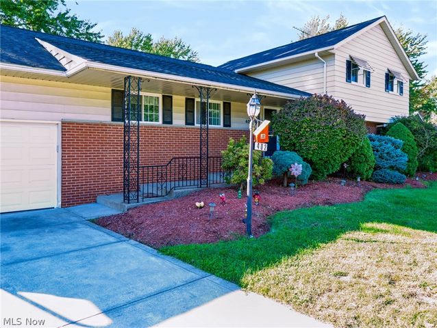 402 Audrey Drive, Richmond Heights, OH 44143