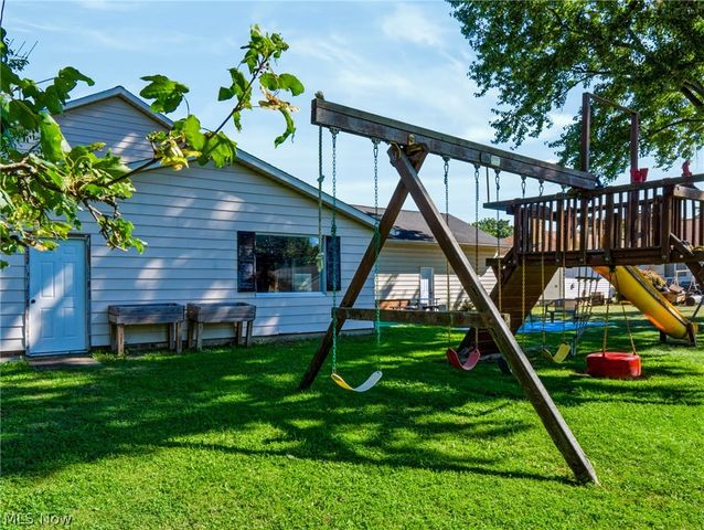 402 Audrey Drive, Richmond Heights, OH 44143