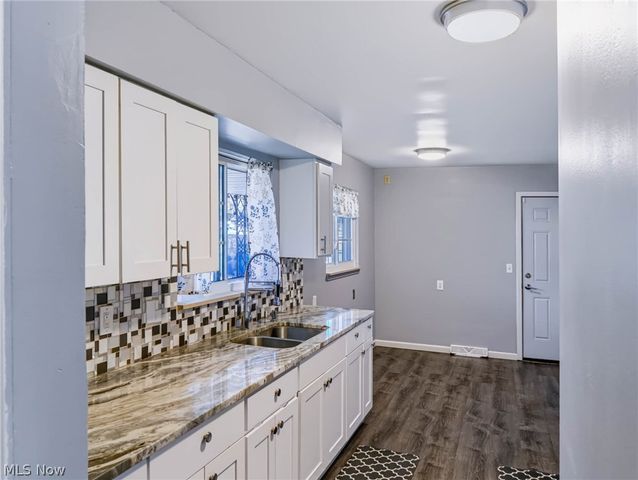 402 Audrey Drive, Richmond Heights, OH 44143