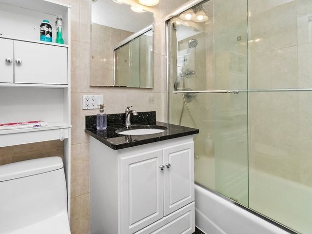 32 Whites Avenue D45, Watertown, MA 02472