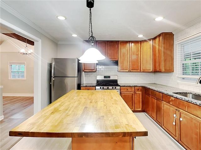 4790 Matterhorn Drive, Lilburn, GA 30047