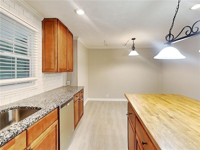 4790 Matterhorn Drive, Lilburn, GA 30047