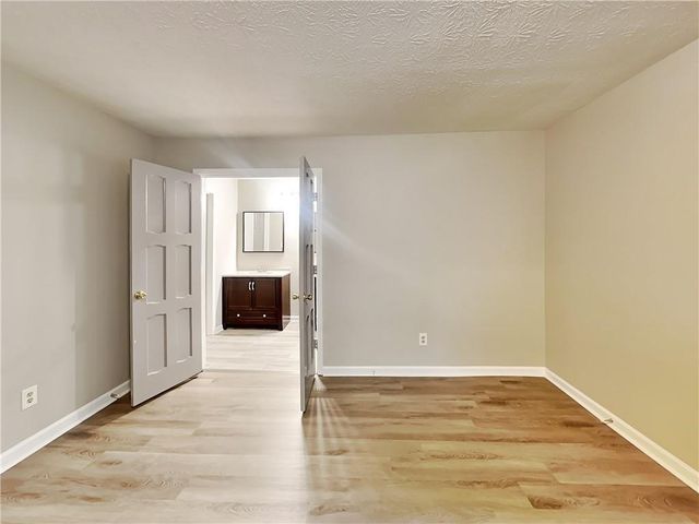 4790 Matterhorn Drive, Lilburn, GA 30047
