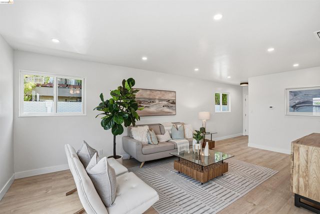 749 Woodgate Place, San Leandro, CA 94579