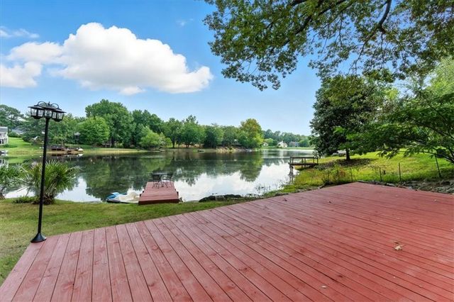 2865 Landington Way, Duluth, GA 30096