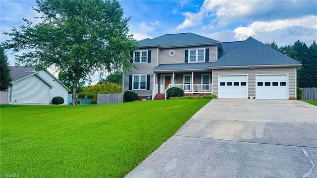 621 Nottinghill Drive, Winston-salem, NC 27107
