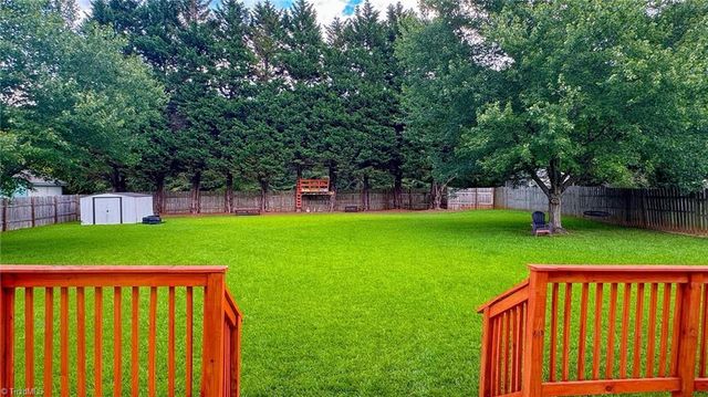 621 Nottinghill Drive, Winston-salem, NC 27107