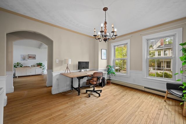 10 Maple, Sturbridge, MA 01566