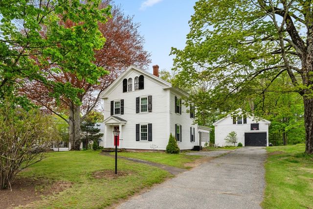 10 Maple, Sturbridge, MA 01566