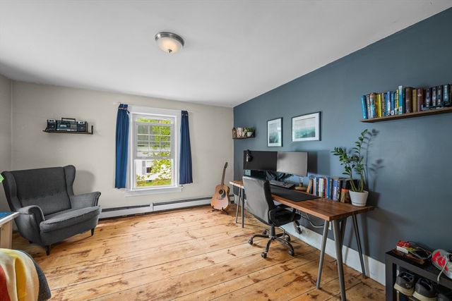 10 Maple, Sturbridge, MA 01566