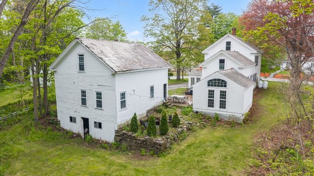 10 Maple, Sturbridge, MA 01566