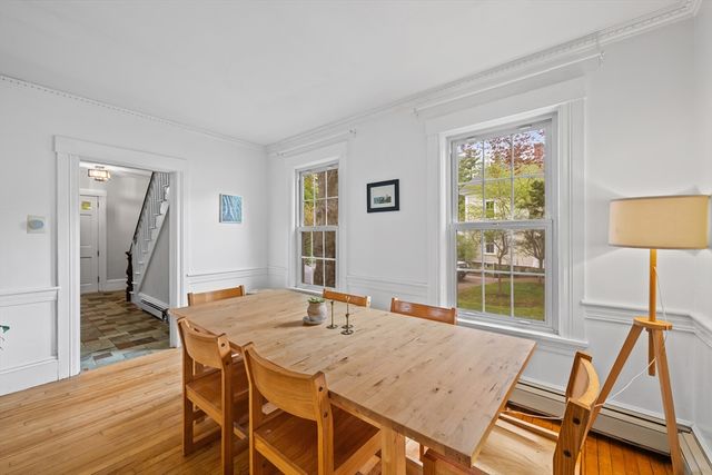 10 Maple, Sturbridge, MA 01566