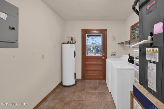 119AND121 TAYLOR FURY Road, Pomona Park, FL 32181