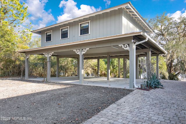 119AND121 TAYLOR FURY Road, Pomona Park, FL 32181