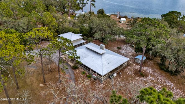 119AND121 TAYLOR FURY Road, Pomona Park, FL 32181