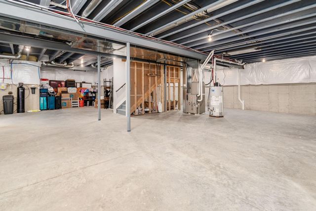 1601 Cromwill Loop, Delaware, OH 43015