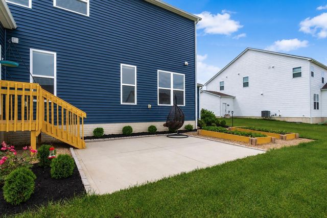1601 Cromwill Loop, Delaware, OH 43015