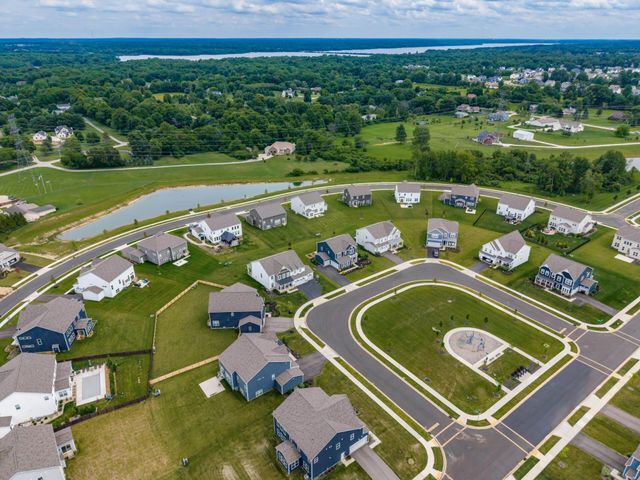 1601 Cromwill Loop, Delaware, OH 43015