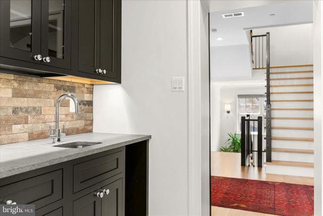 401 W 2ND ST, Frederick, MD 21701