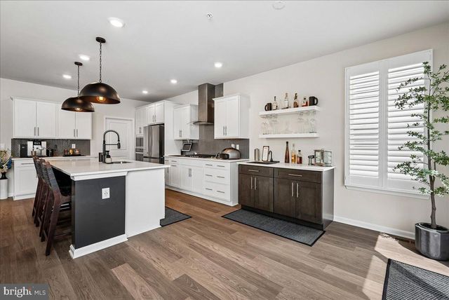 809 FOUNDRY ST, Frederick, MD 21701