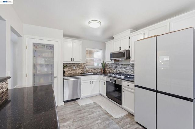 5616 Crestmont Ave, Livermore, CA 94551