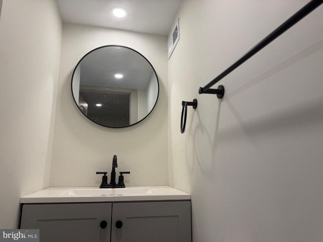 3905 CRANSTON AVE, Baltimore, MD 21229