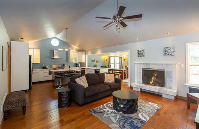 4608 Cliffstone CV, Austin, TX 78735