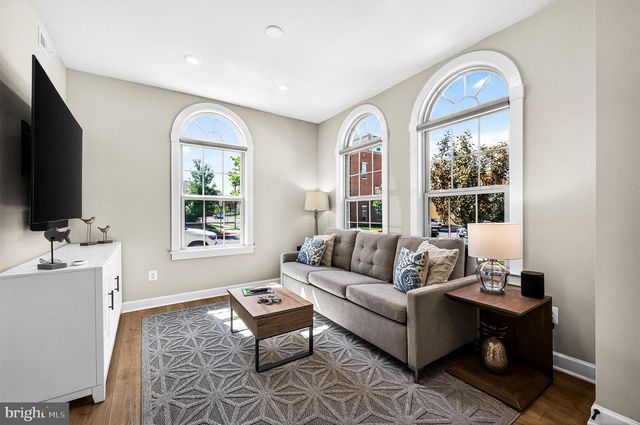 3761 MAYORS WAY, Fairfax, VA 22030
