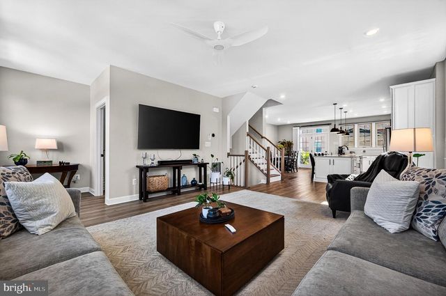 3761 MAYORS WAY, Fairfax, VA 22030