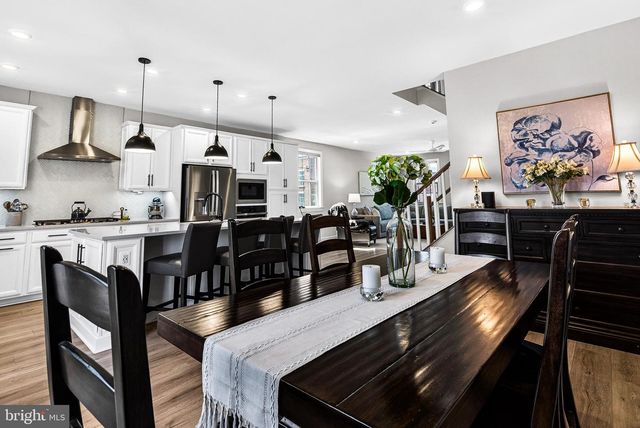 3761 MAYORS WAY, Fairfax, VA 22030