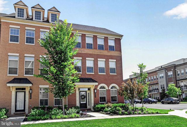 3761 MAYORS WAY, Fairfax, VA 22030