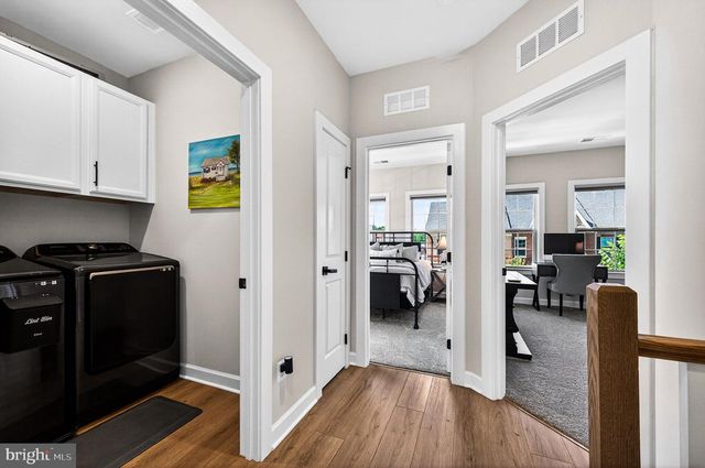 3761 MAYORS WAY, Fairfax, VA 22030