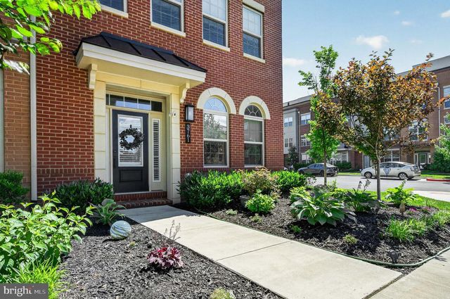 3761 MAYORS WAY, Fairfax, VA 22030