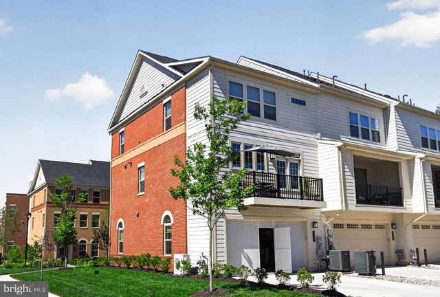 3761 MAYORS WAY, Fairfax, VA 22030