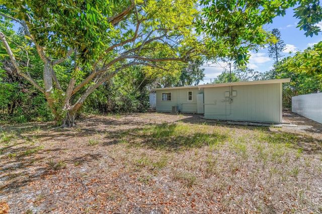 629 53RD AVENUE S, St Petersburg, FL 33705