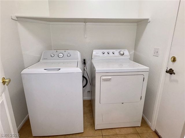 4011 Chalfont Court, Las Vegas, NV 89121
