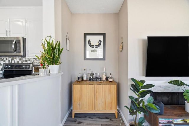 1111 Bay Street 307, San Francisco, CA 94123