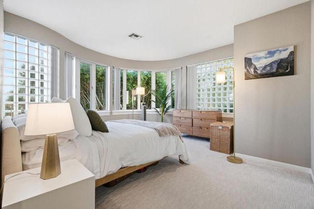 1111 Bay Street 307, San Francisco, CA 94123